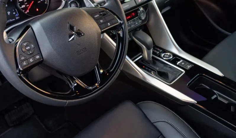 
								2024 Mitsubishi Eclipse Cross full									